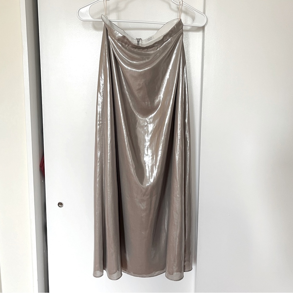 Aritzia Wilfred gorgeous shimmering midi skirt